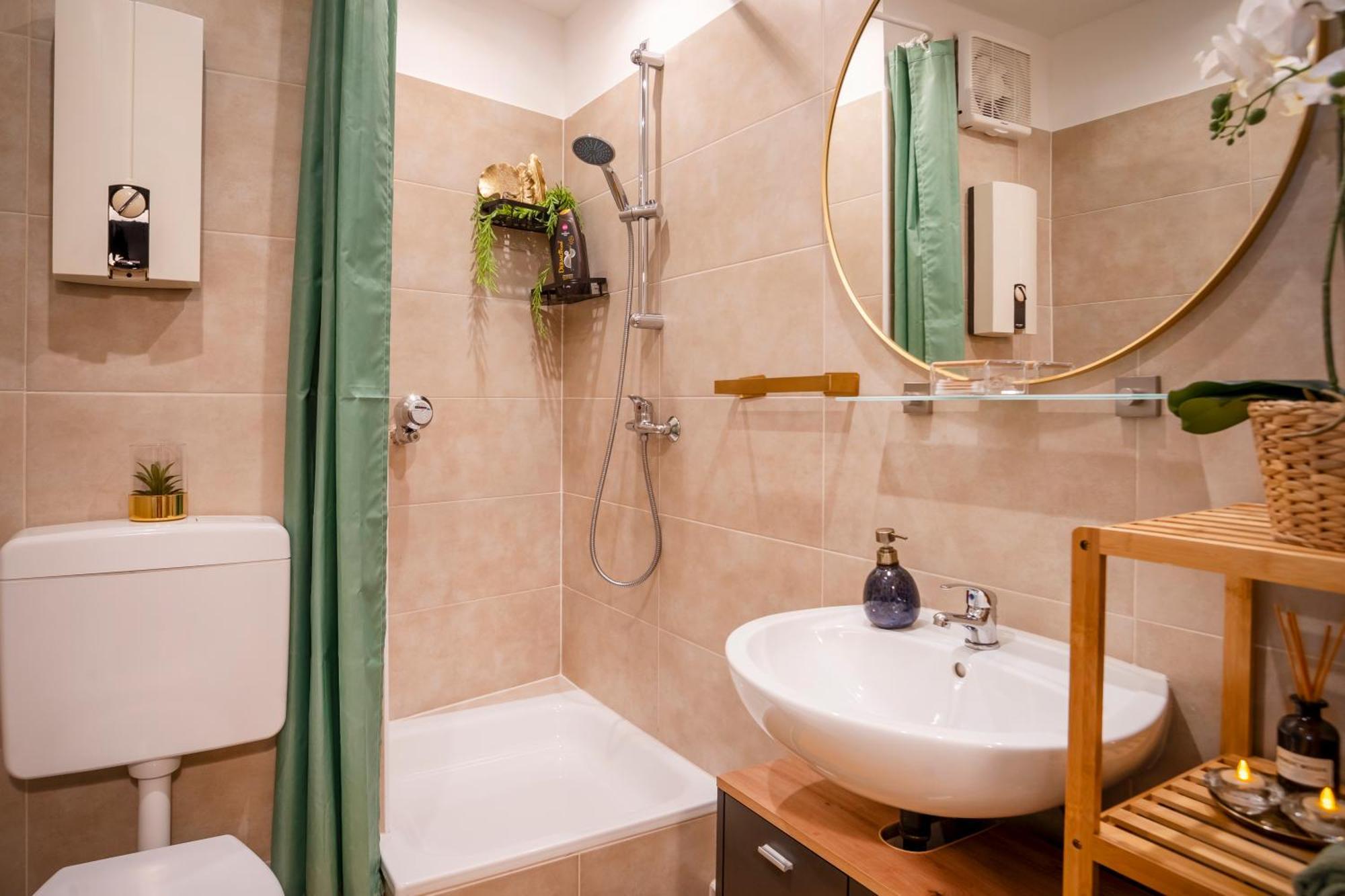Premium Apartment Inspiriert Von Marilyn Monroe-Bremen City Center Esterno foto